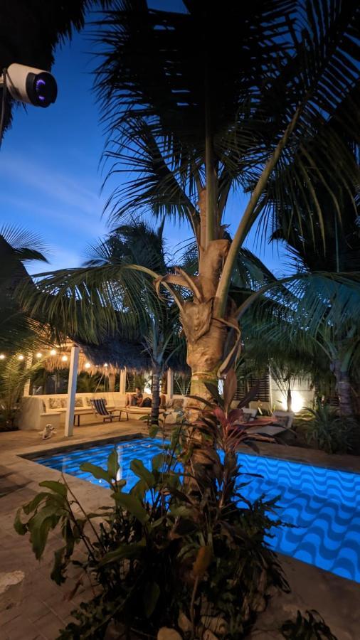 Nayal Lodge Hotel Poneloya Exterior photo